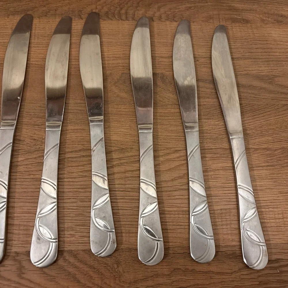 Cambridge Silver Felicity Stainless Steel Flatware - 6 Knives